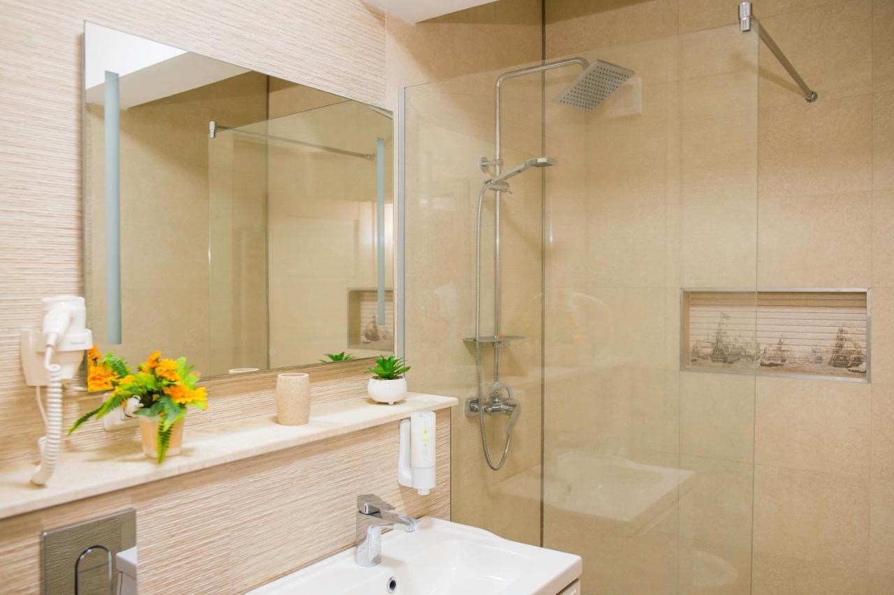 Golden Shell Apartment Mamaia Nord Năvodari Εξωτερικό φωτογραφία